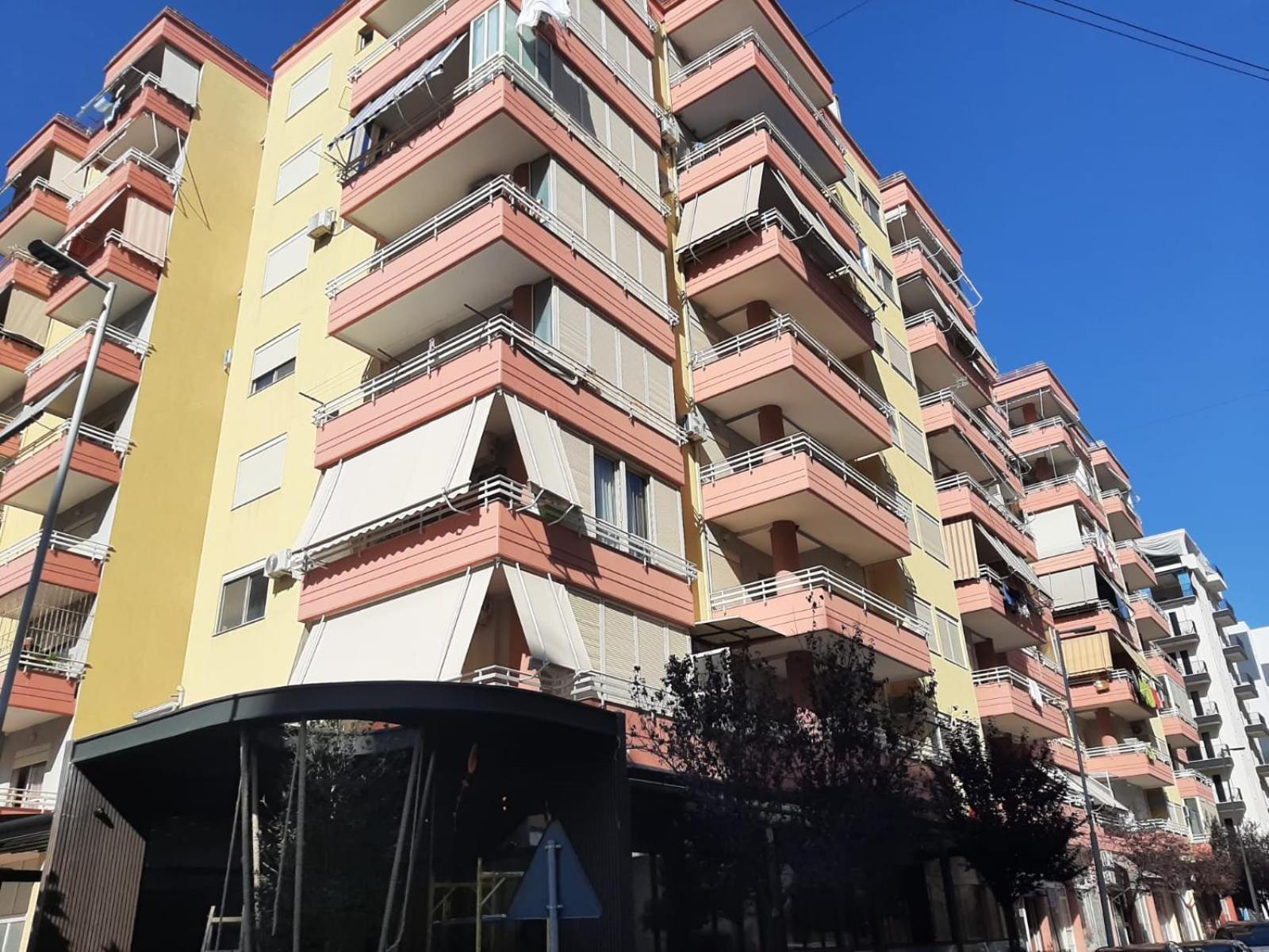 Smiley apartament