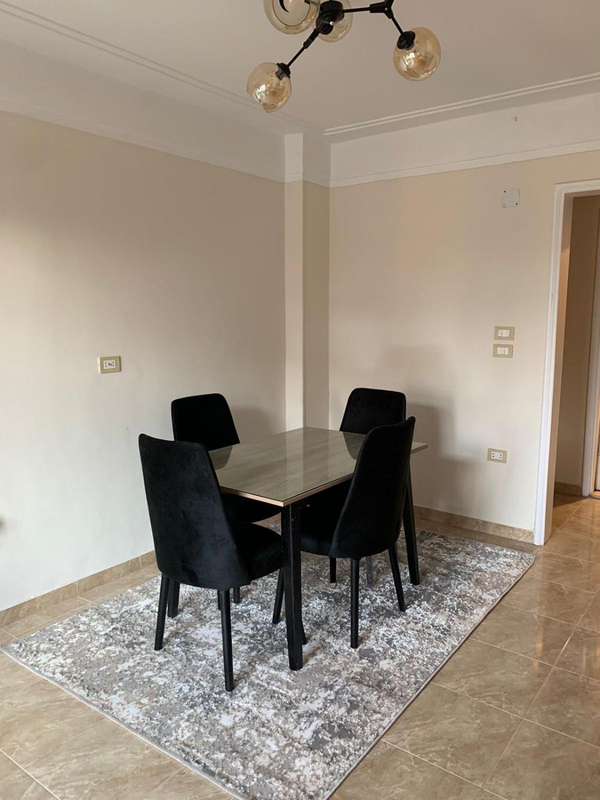 10 Min to Cairo Airport - Modern 2 BD Apartment - 3 Beds