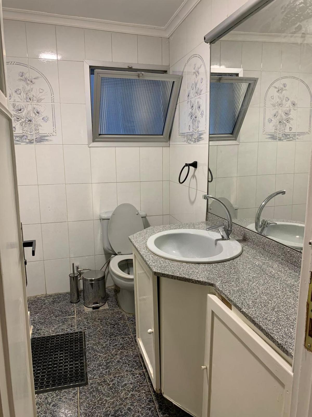 10 Min to Cairo Airport - Modern 2 BD Apartment - 3 Beds
