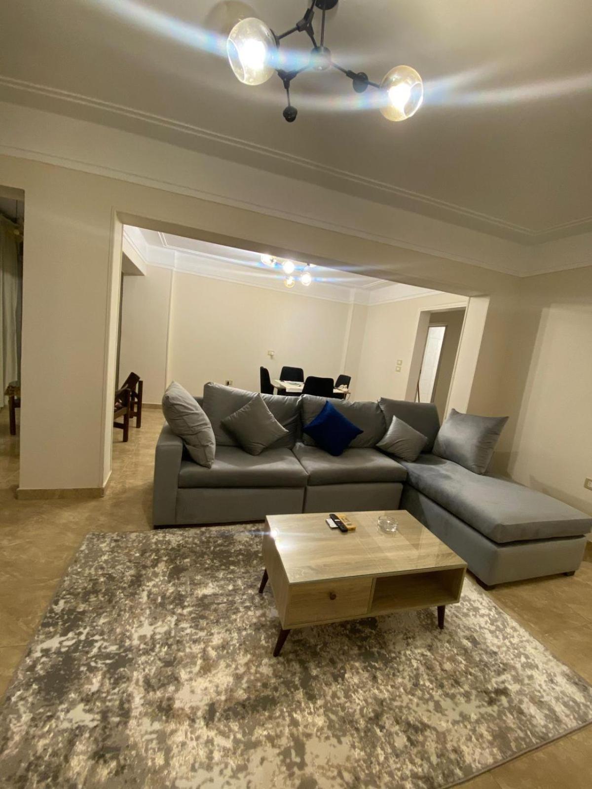 10 Min to Cairo Airport - Modern 2 BD Apartment - 3 Beds