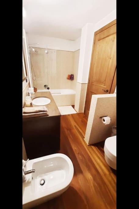 3BDRM Luxury Magic Flat near Cortina with Garage view 5