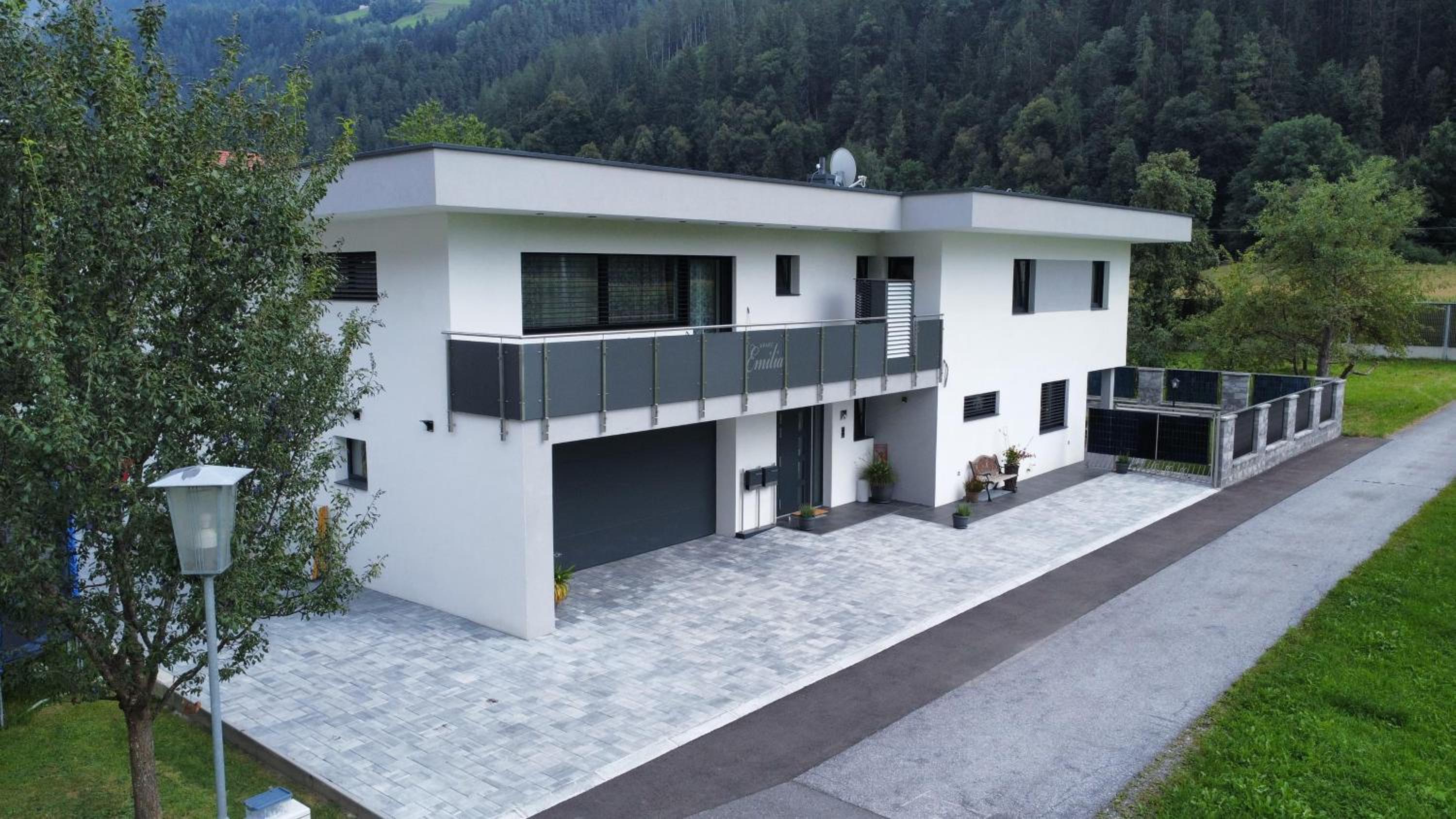 Hotel Apart Emilia - Image 1