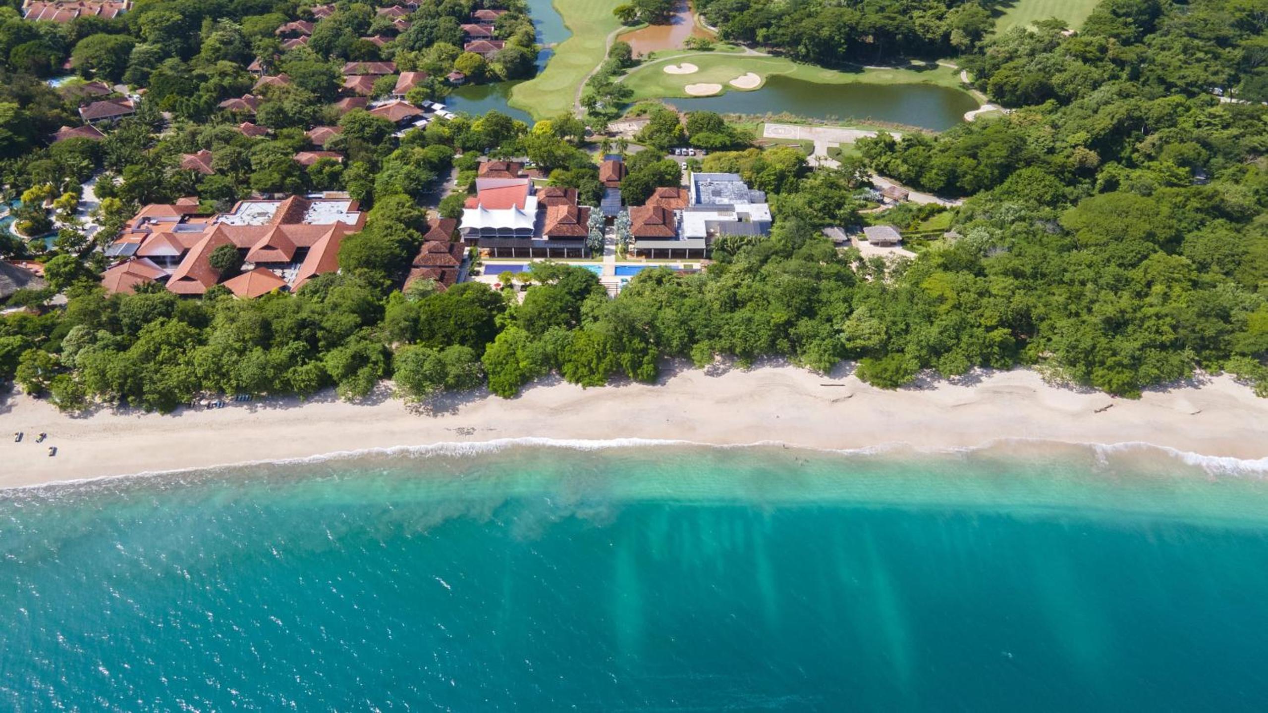 Adults Only 4BR Penthouse w Partial Ocean View, Carao Reserva Conchal