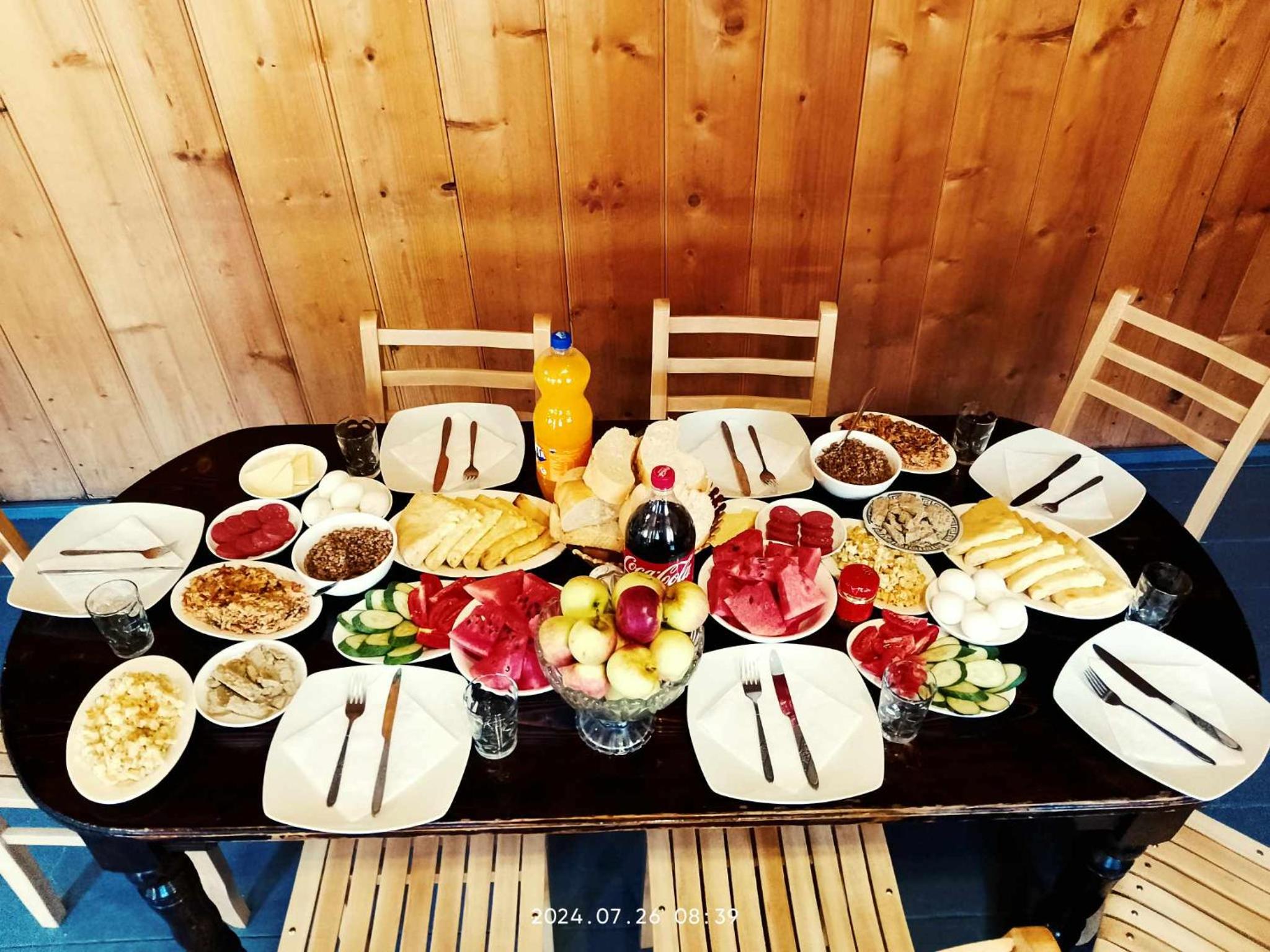Elos Guesthouse