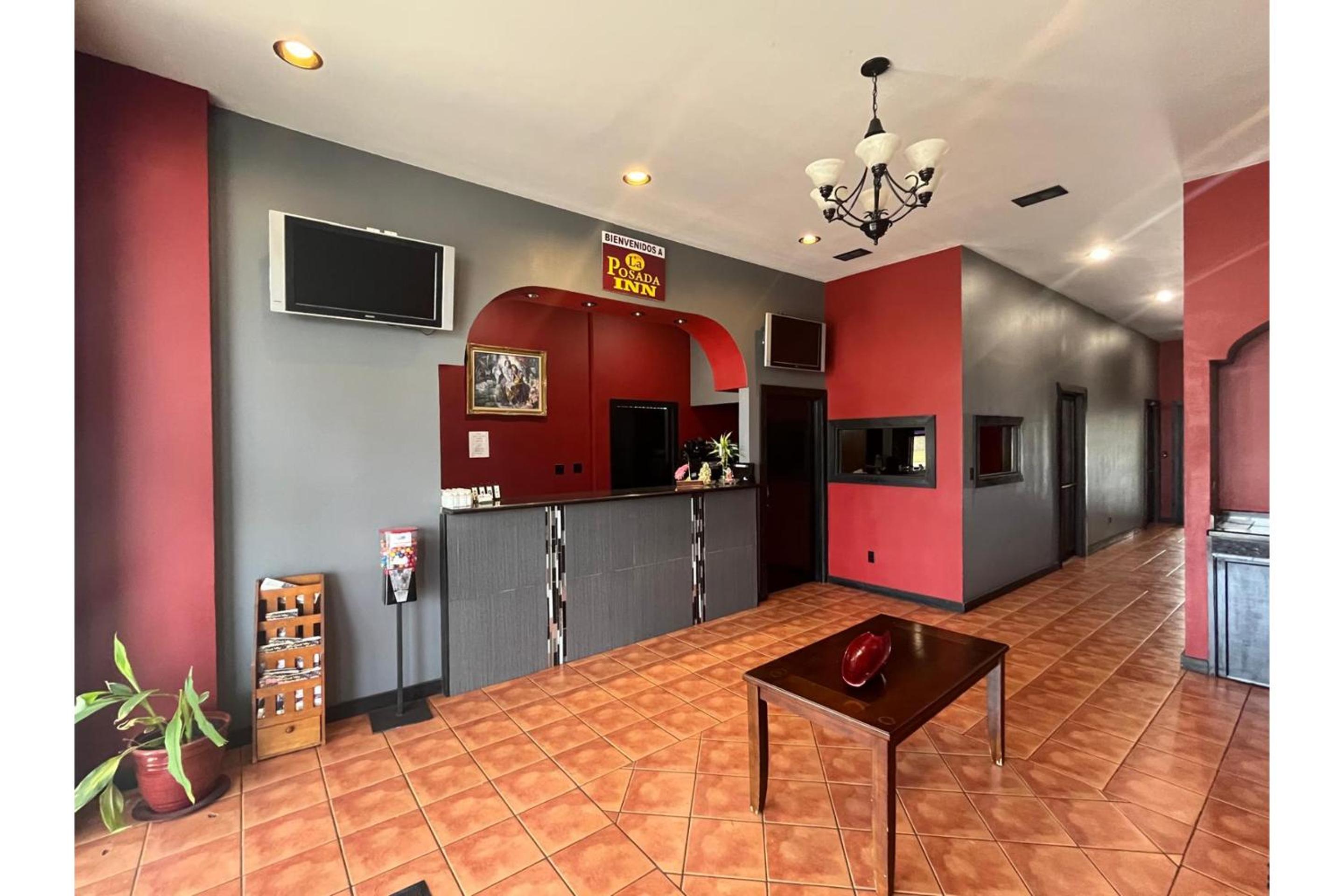La Posada Inn By OYO Brownsville view 5