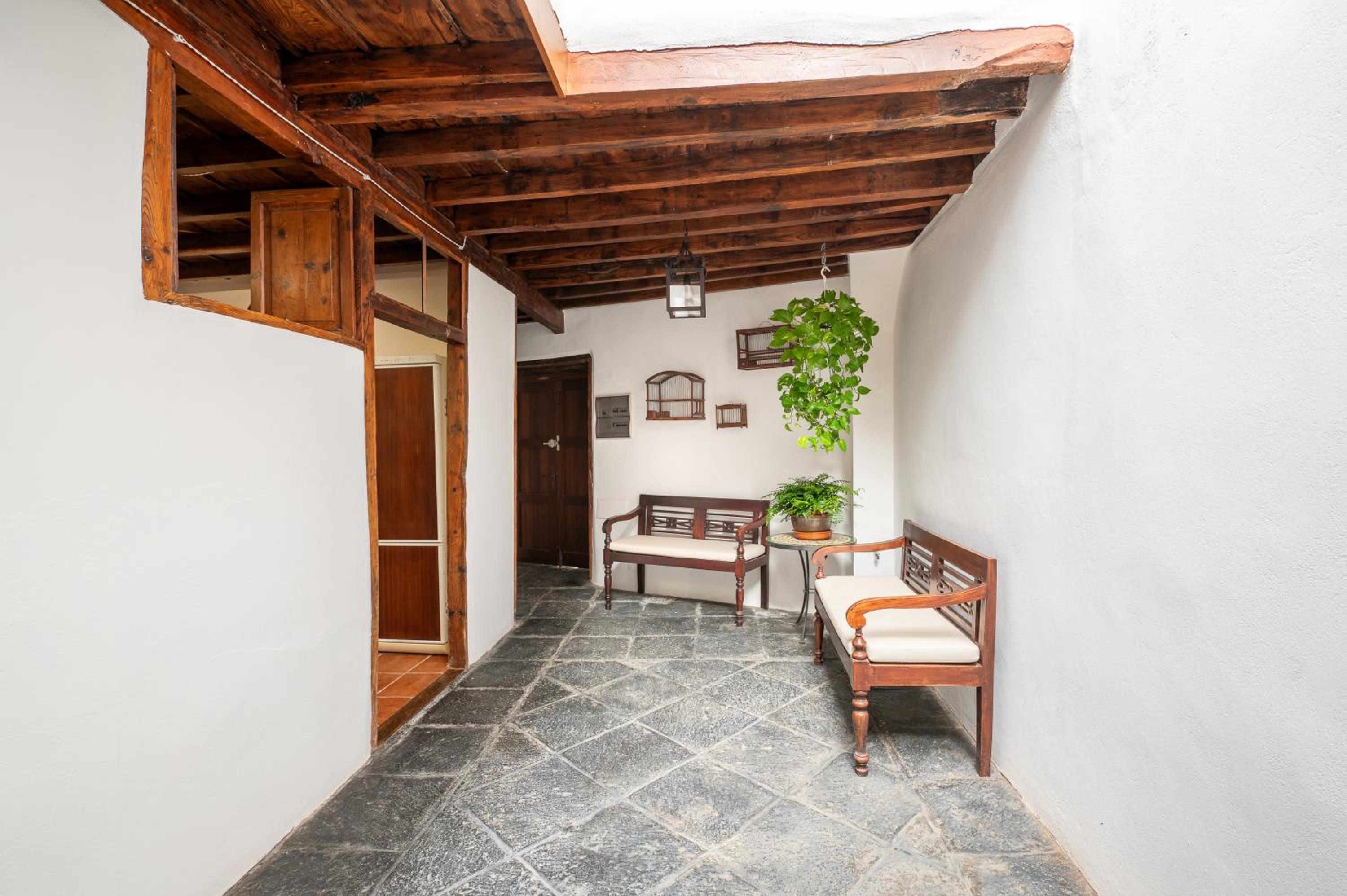 Home2Book La Casita del Muelle view 3
