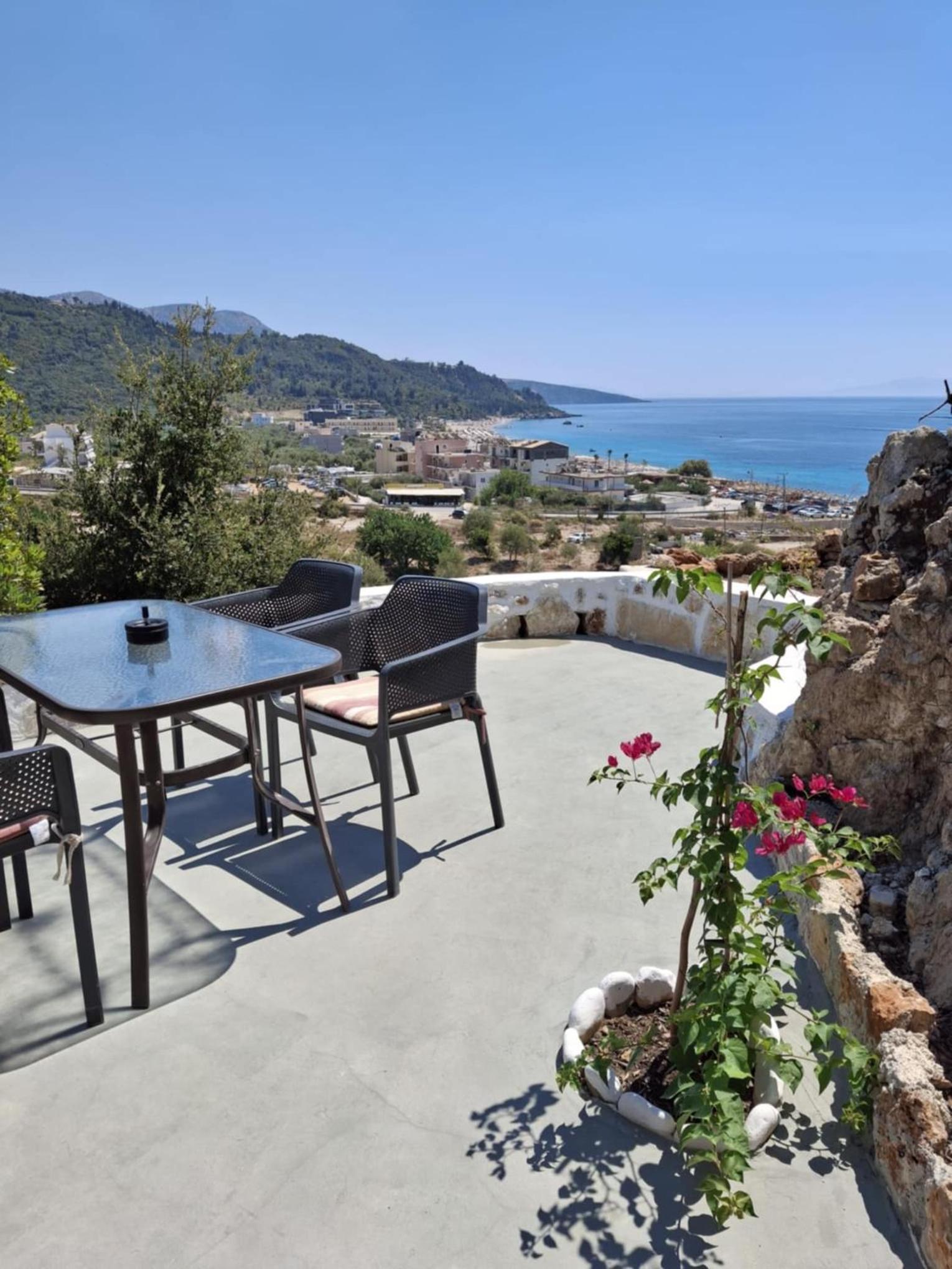 Iremia Apartment
