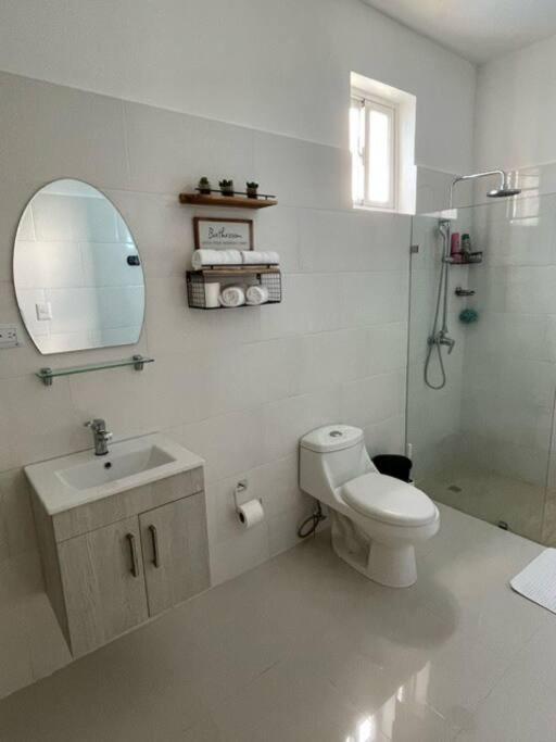 Cozy Villa 10 minutes from Beach view 5