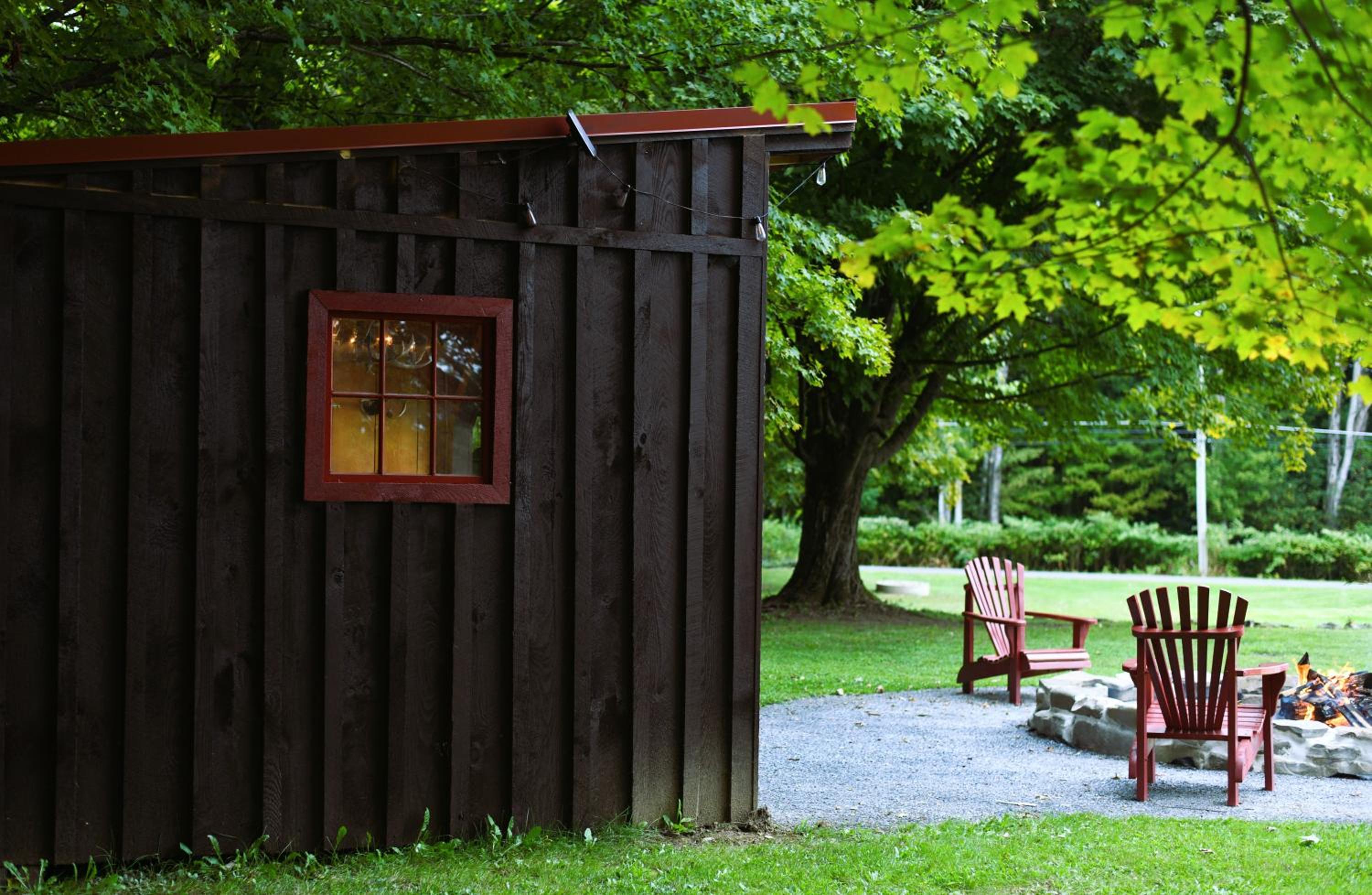 Farmhouse Lodge