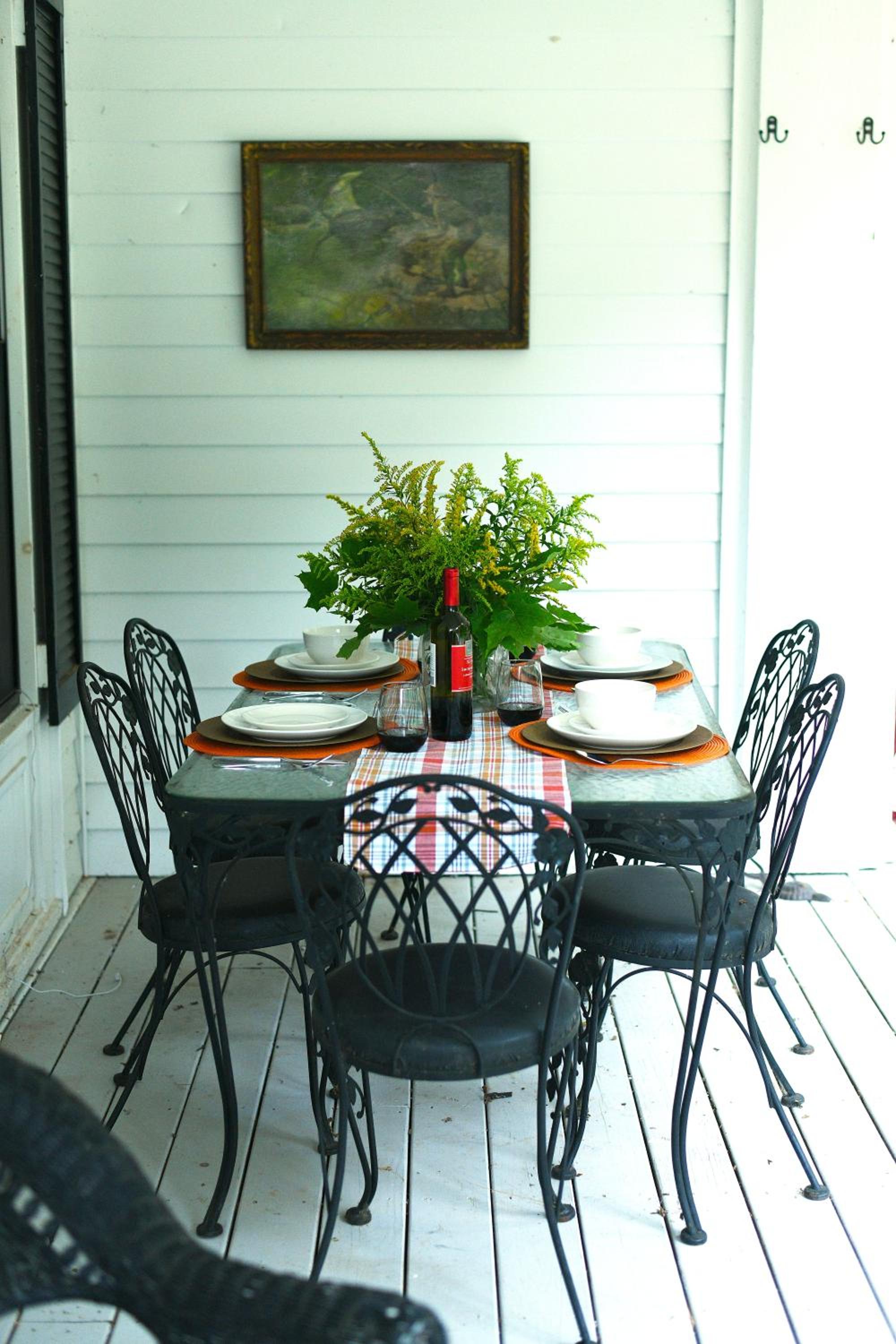 Farmhouse Lodge