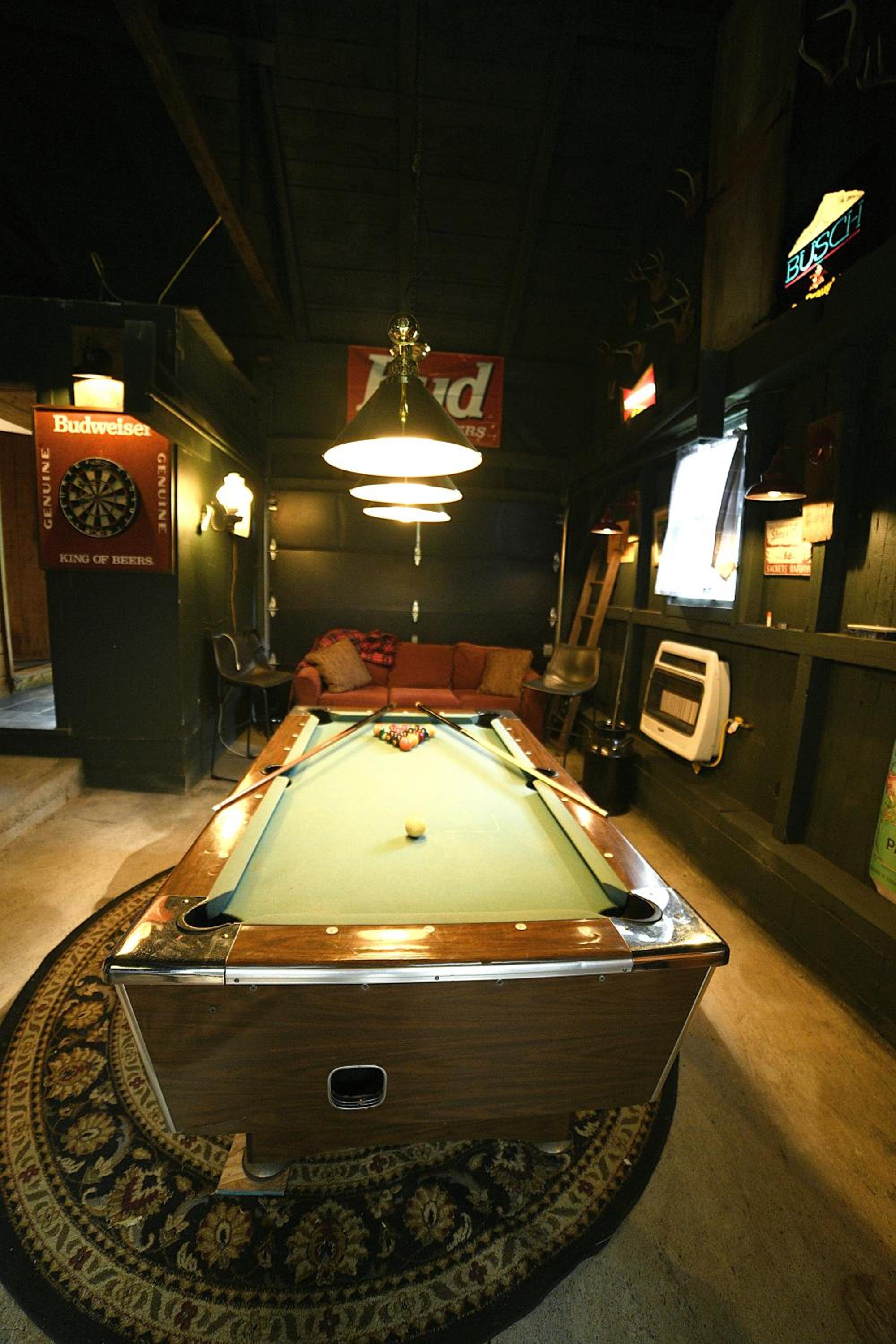 Farmhouse Lodge