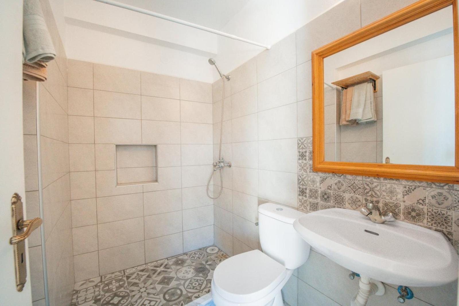 Lindos Vacations - Lindos Marianthi Studios - Property Image 9