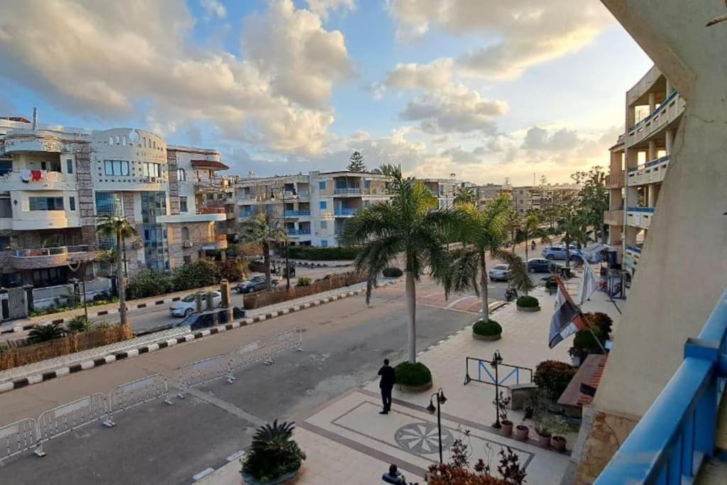 Beach front 2 bedroom flat Married people only view 5