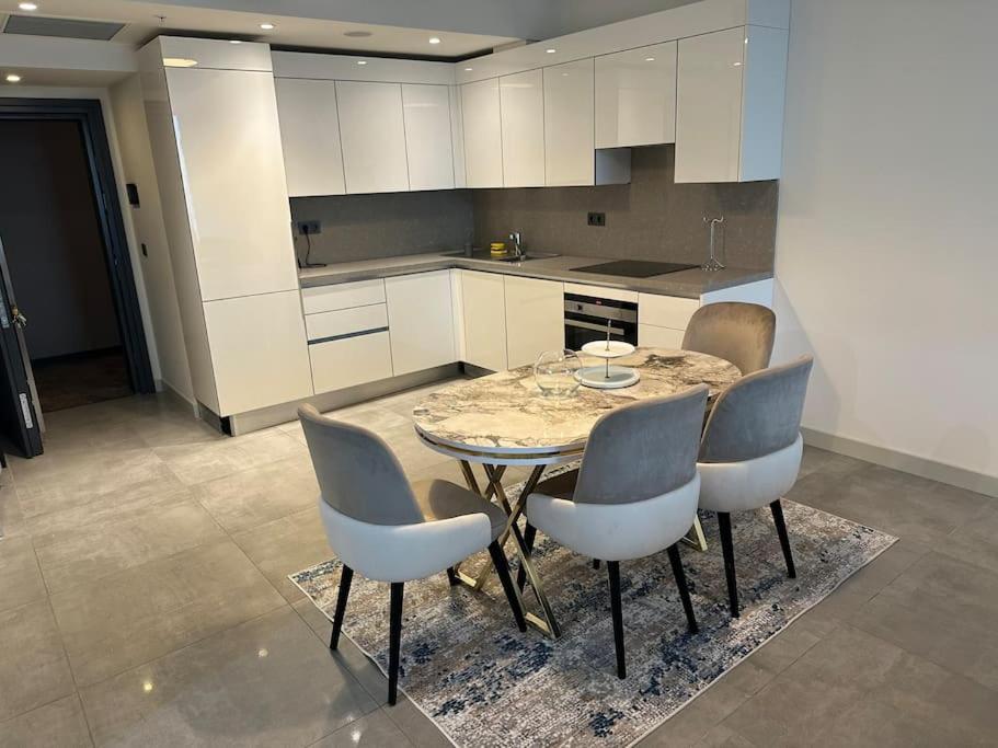 Enjoy luxury family apt
