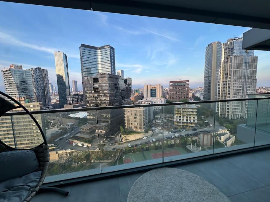 Cozy luxury apt in Sinpas queen
