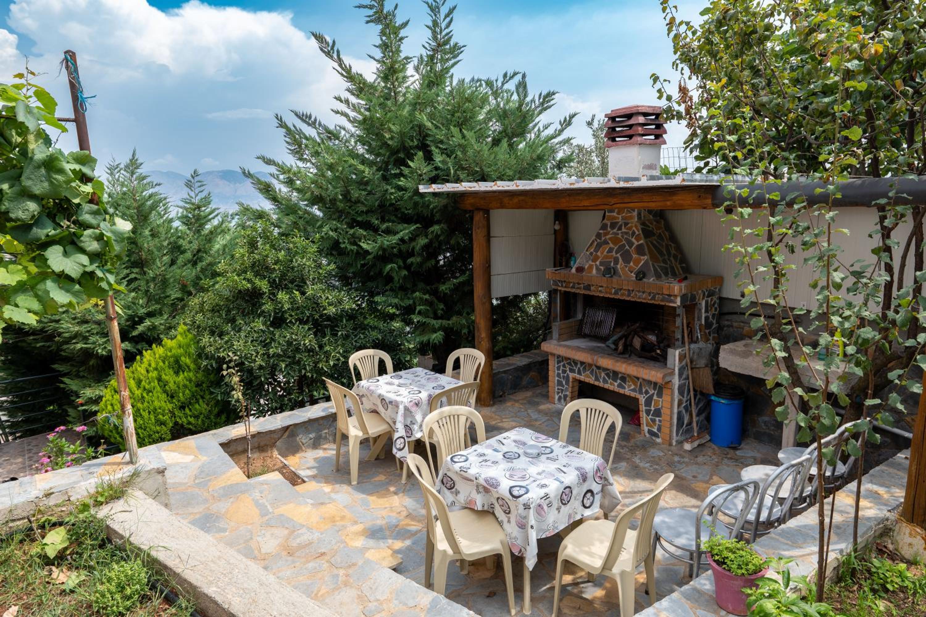Vila Flamuri