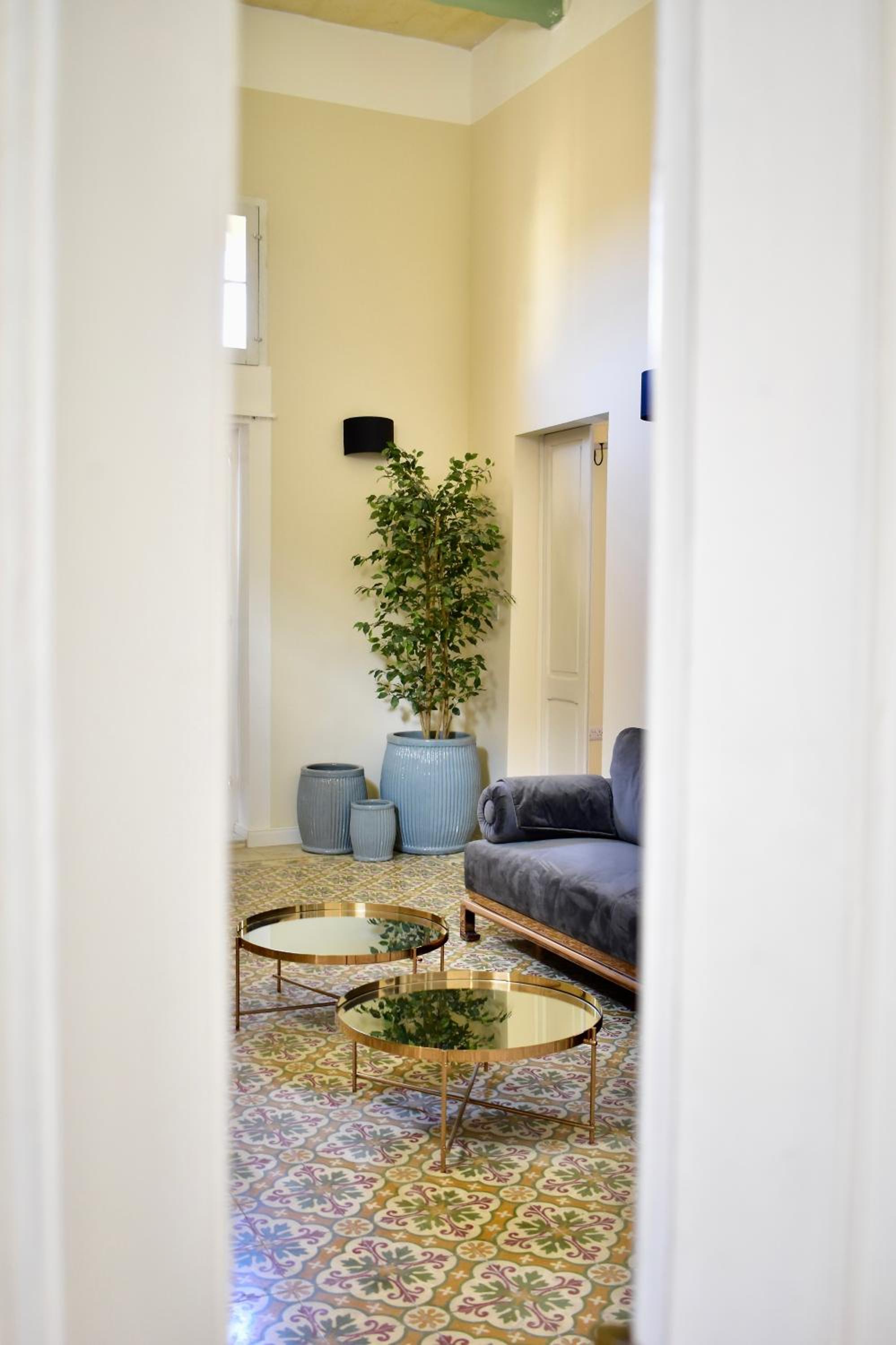 Grand Arcanum Apartment 2 - Comfortable and Elegant photo 3