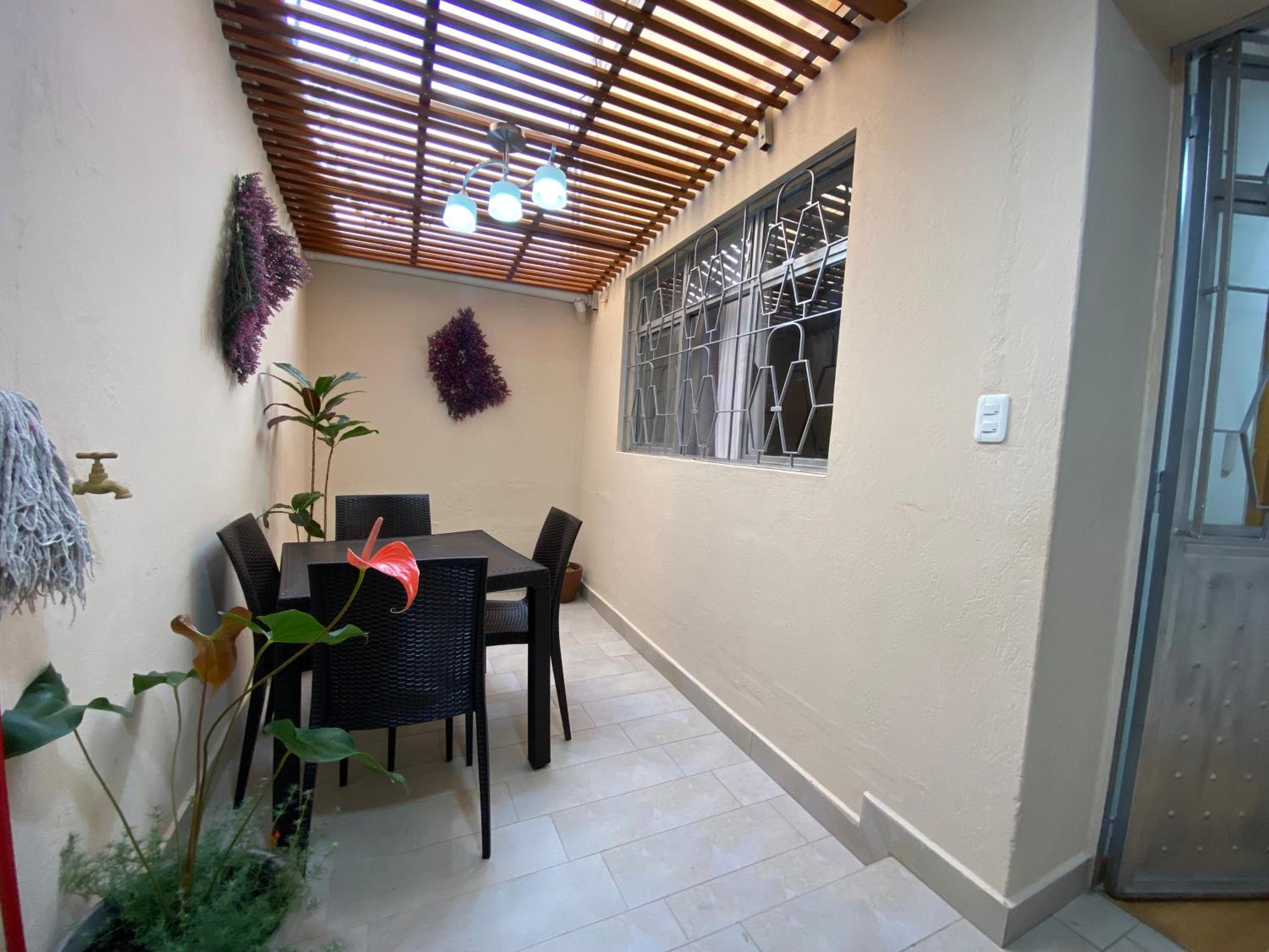 Elegante Suite para 6 personas con parqueadero incluido II