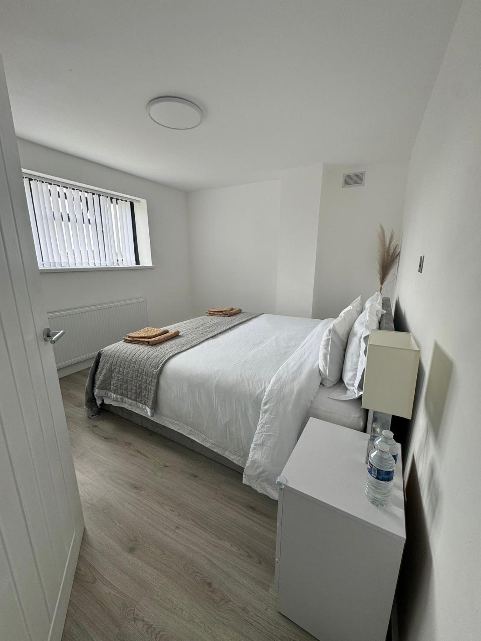 Superb cozy house in Warrington view 2