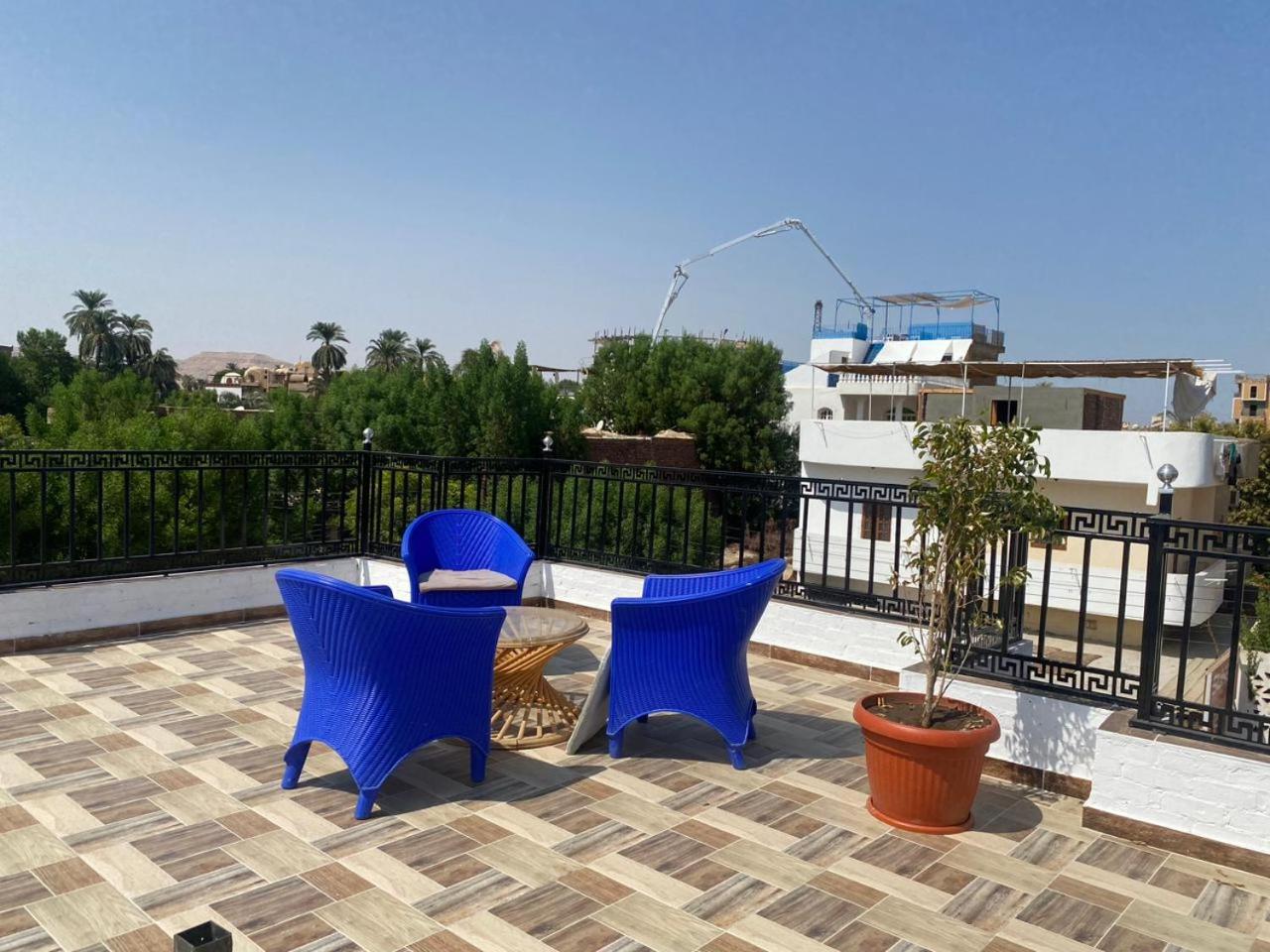 Villa golden life apartments, new property with pool access