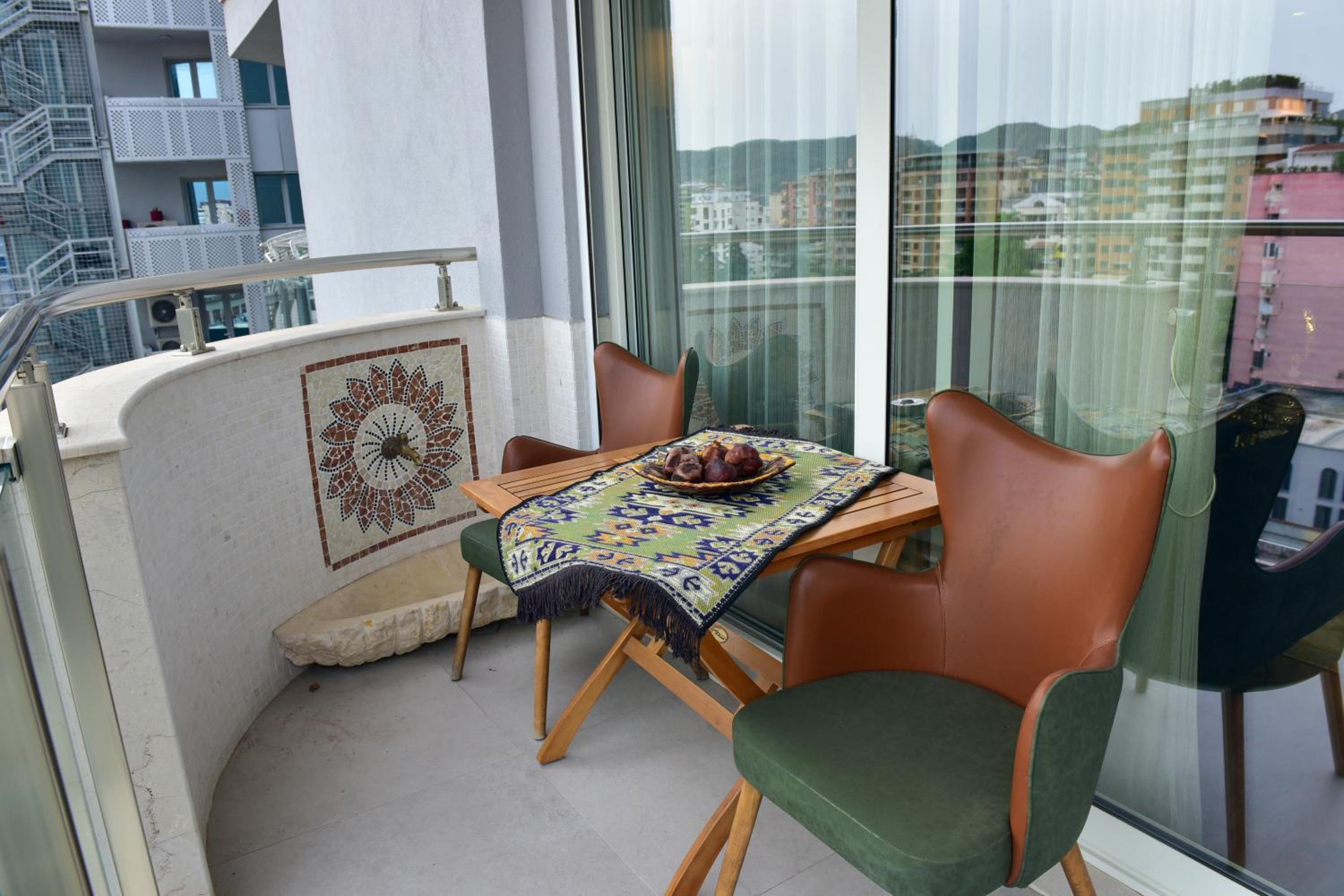 Top Luxury Tirana photo 3