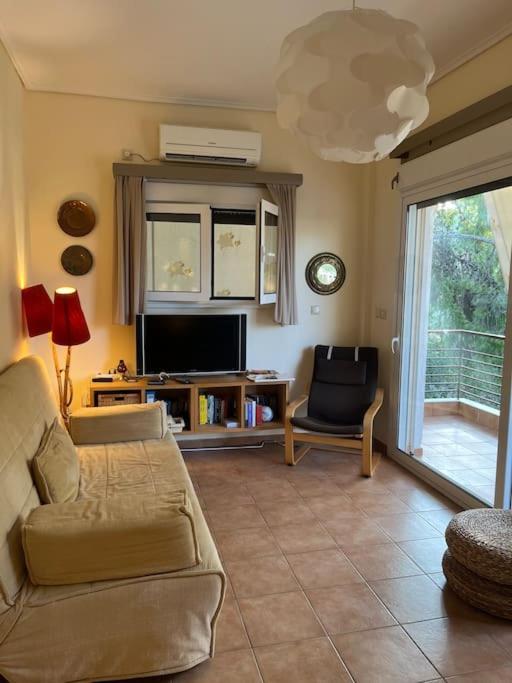 Saronida Beach Nest Apartment