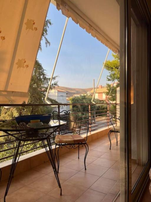Saronida Beach Nest Apartment en Saronida
