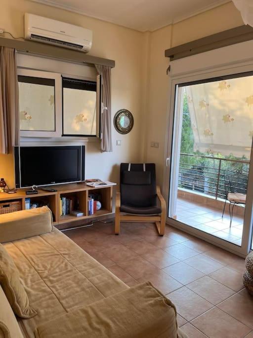Saronida Beach Nest Apartment