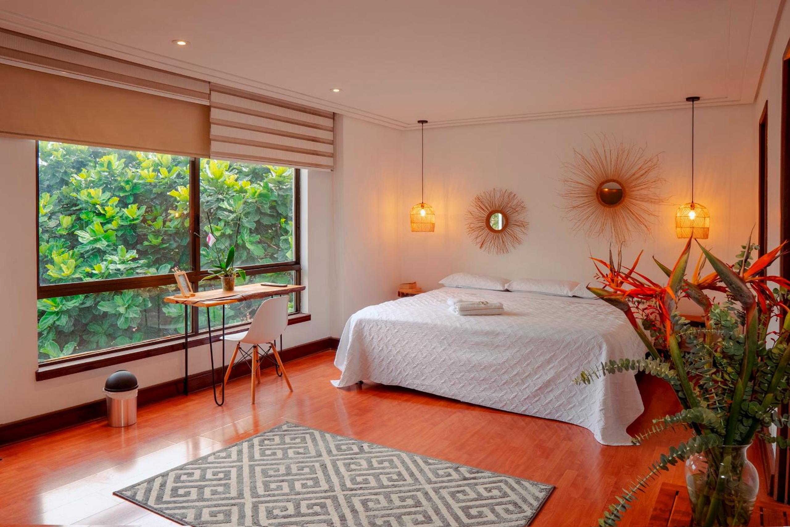 Medellin Vacations - Habitacion de Comfort total en el Poblado - A2 - Property Image 1