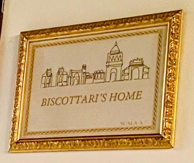 Biscottari's home en Palermo — other