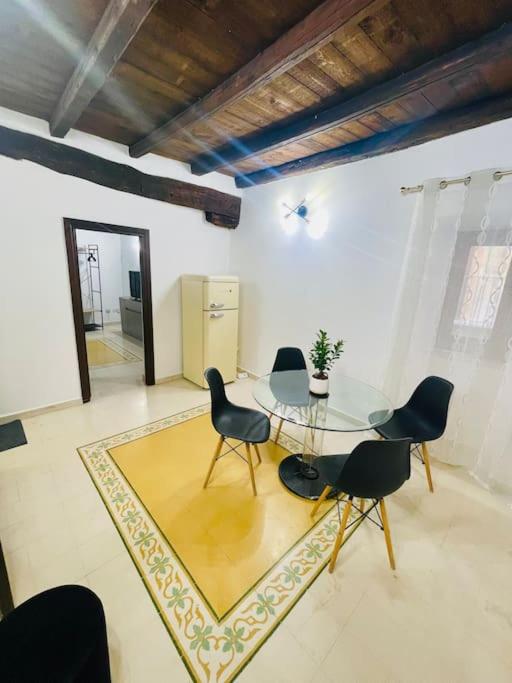 Biscottari's home en Palermo — kitchen