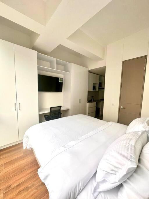 Modern Hotel Apartment with Dedicated Workspace