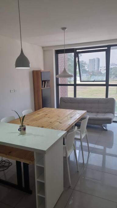 Dpto super moderno de 1 dormitorio con Parqueo
