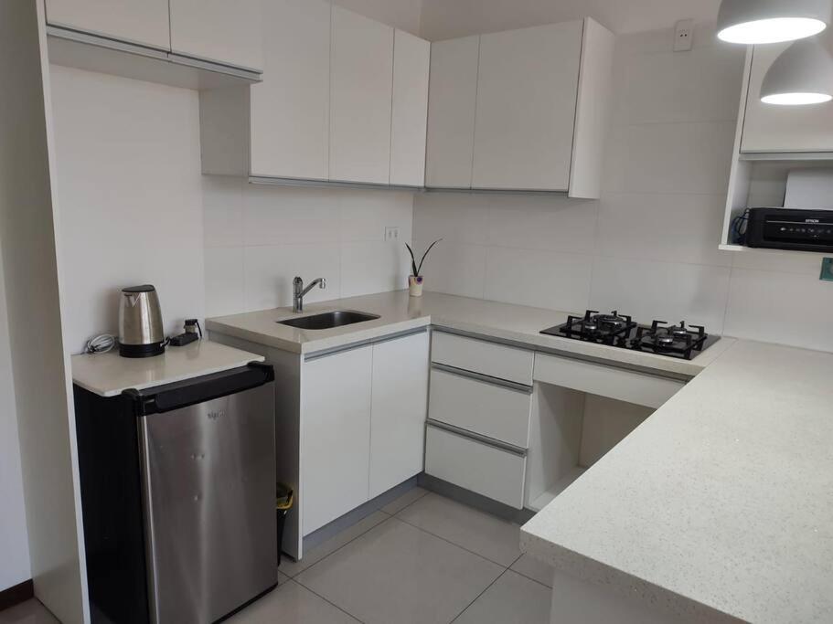 Dpto super moderno de 1 dormitorio con Parqueo