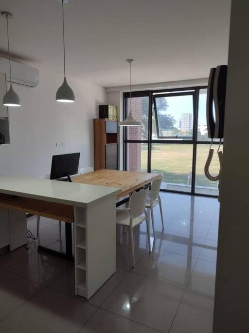 Dpto super moderno de 1 dormitorio con Parqueo