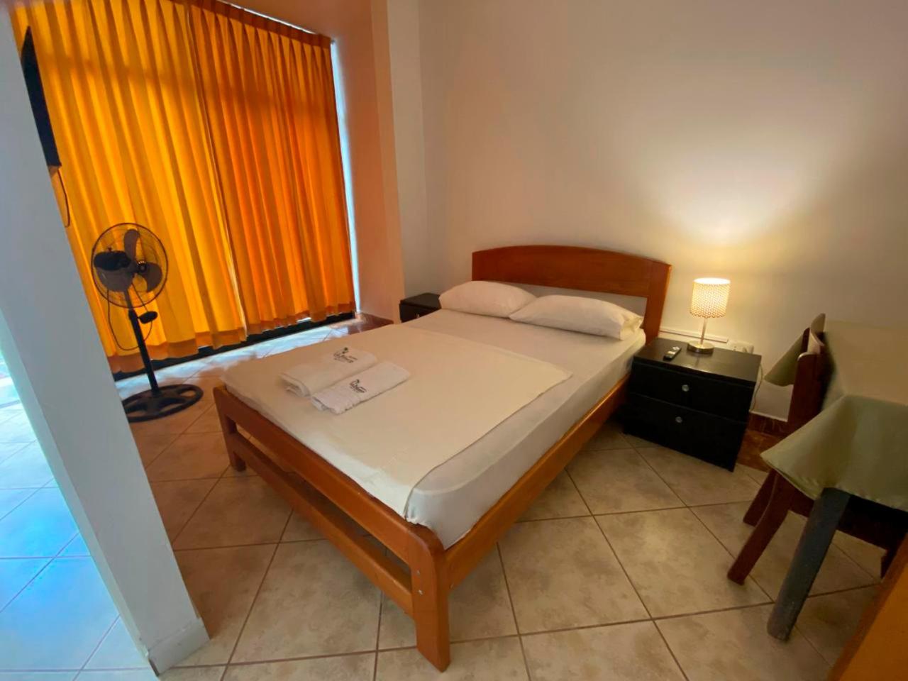Alojamiento Familiar Villa Palmeras view 2