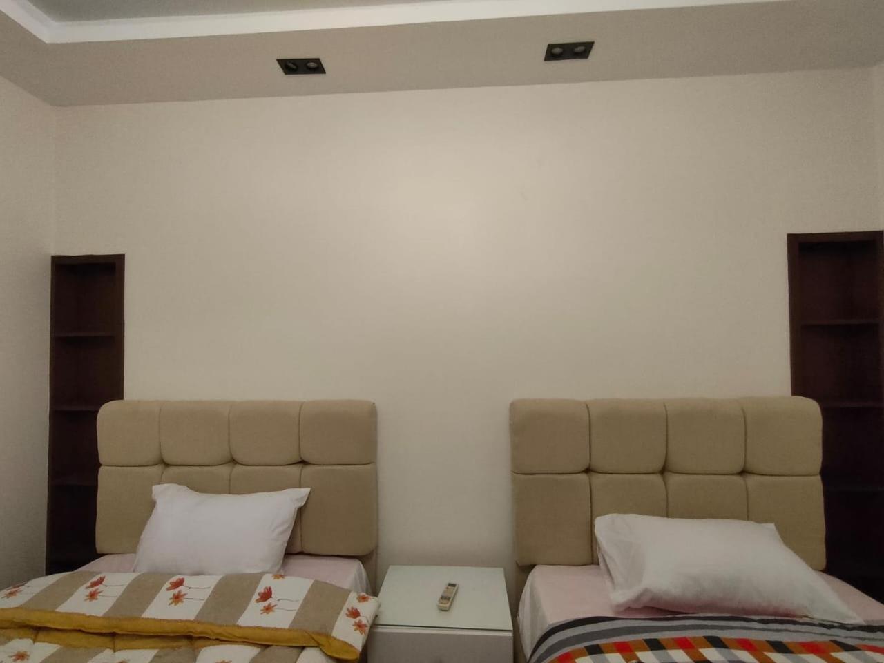luxurious Downtown House near airport and Malls