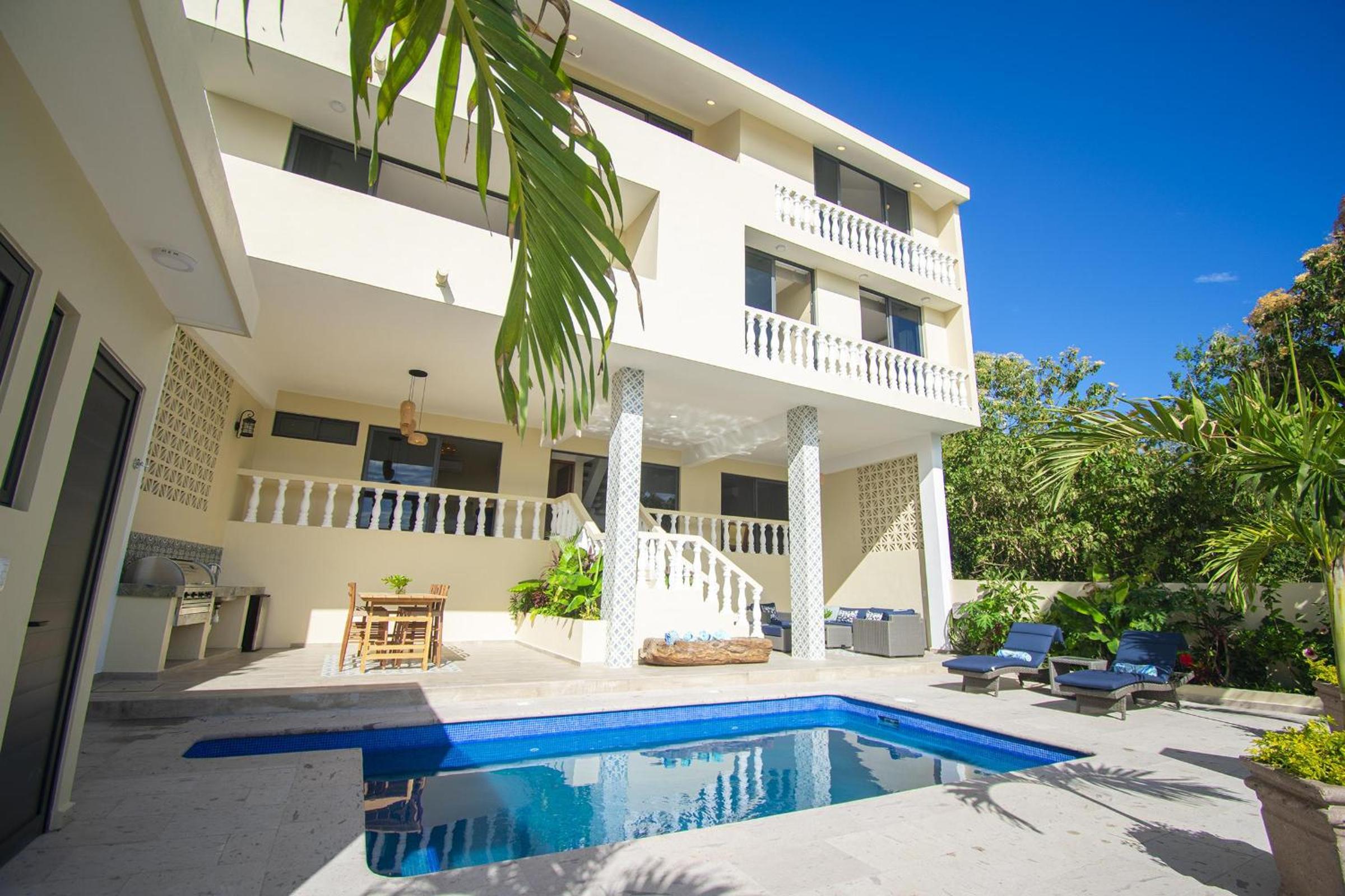 New Rates For Vista Hermosa - Luxury On The Hill