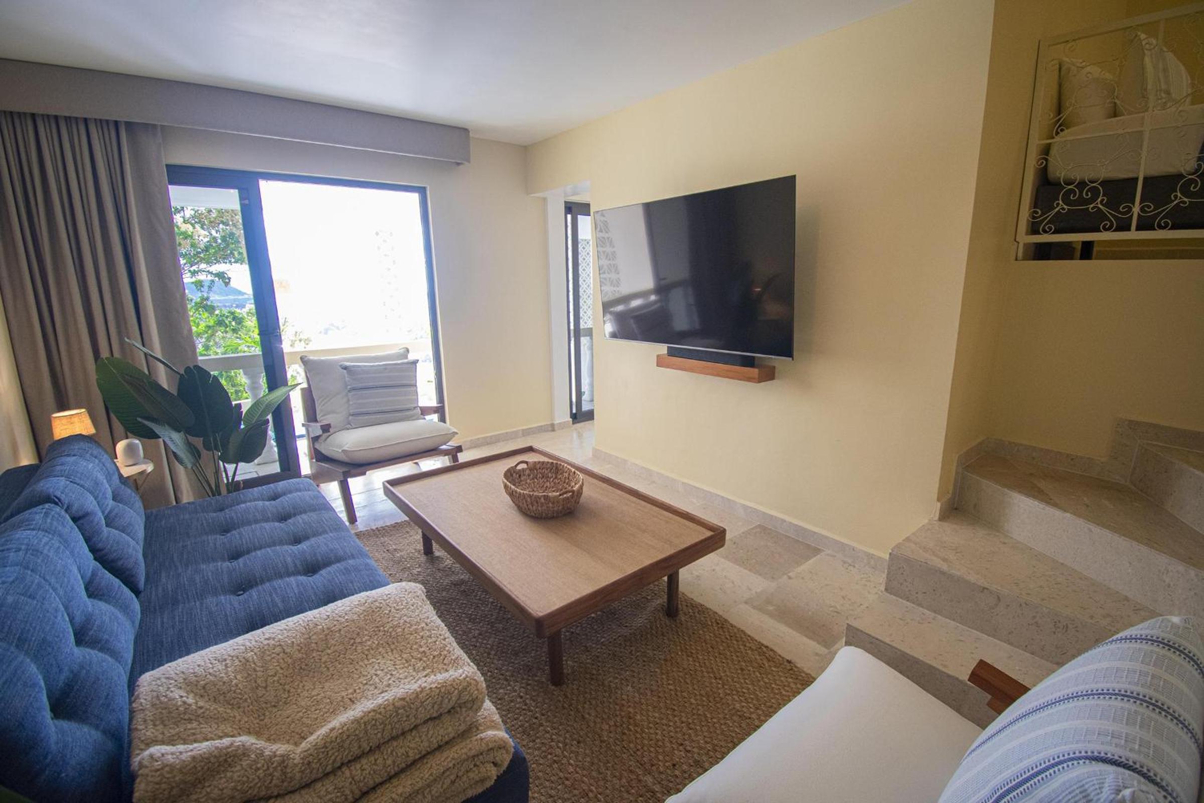 New Rates For Vista Hermosa - Luxury On The Hill
