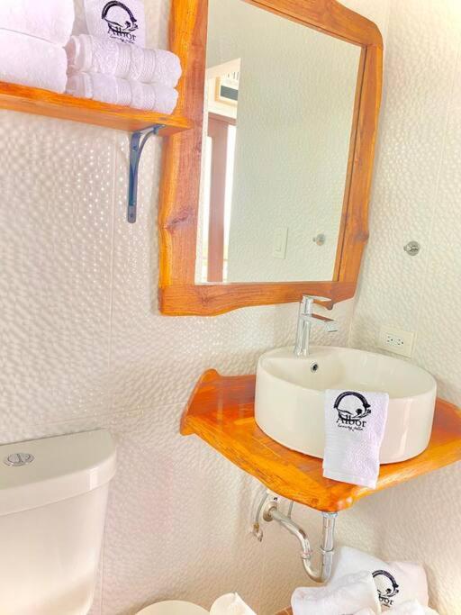 Albor Luxury Villa a Delightful tiny home with pool