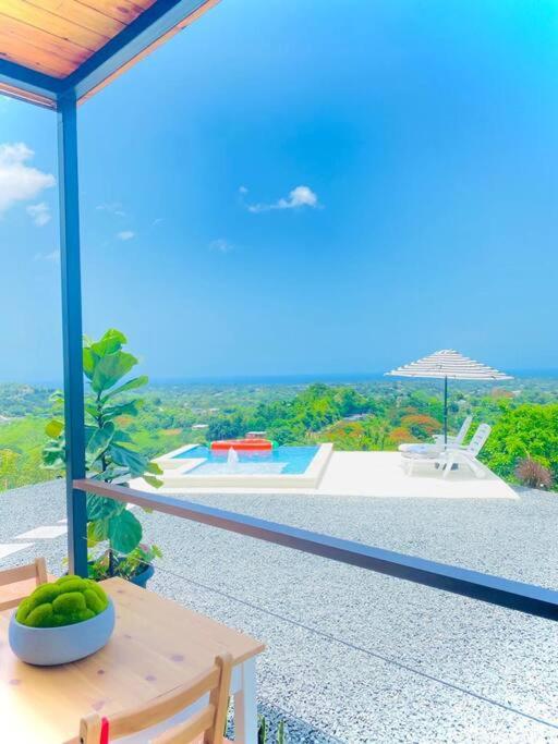 Albor Luxury Villa a Delightful tiny home with pool