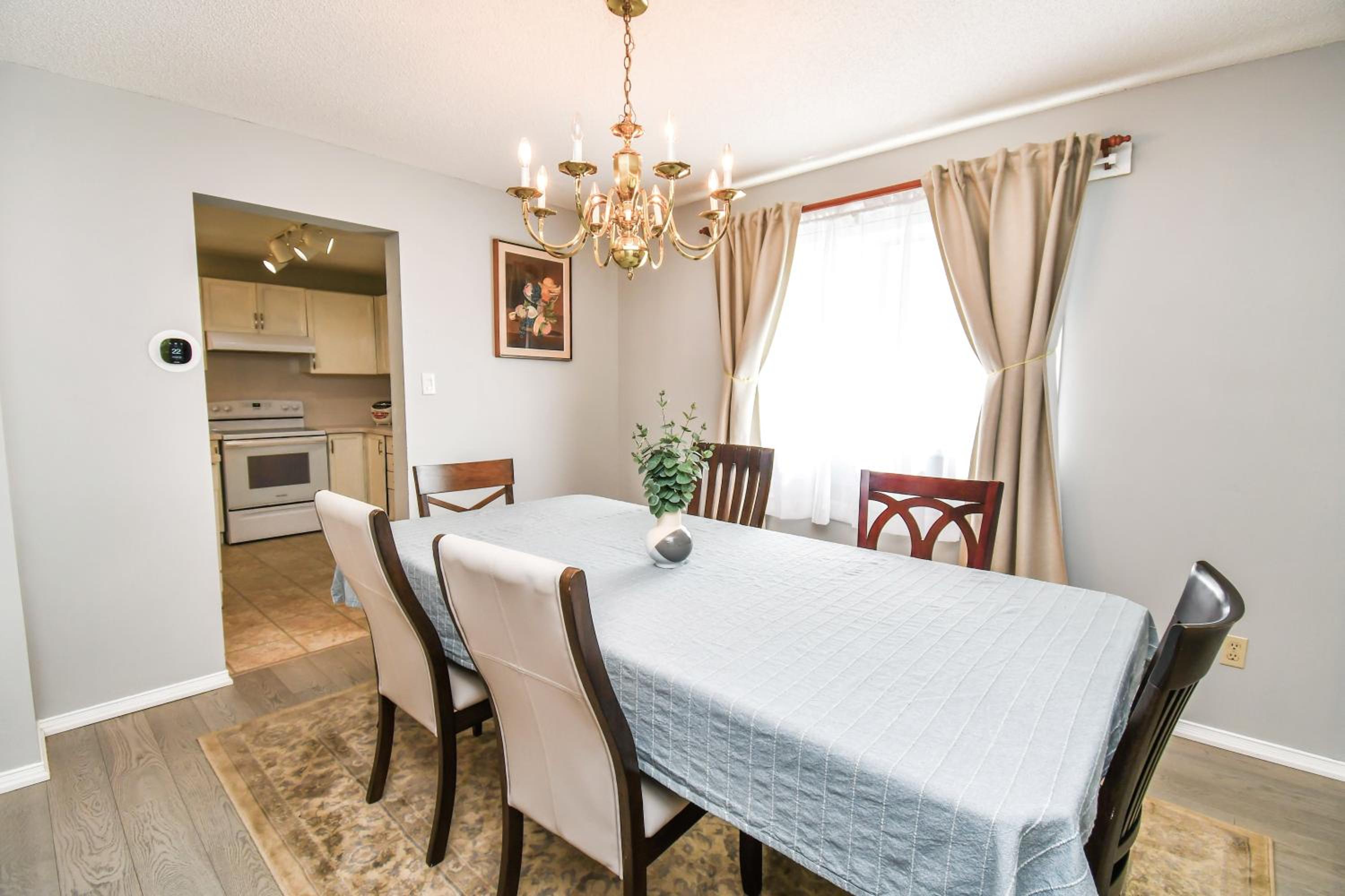 Lake Simcoe 4 Bedroom Family Home Ideal Toronto Area Retreat