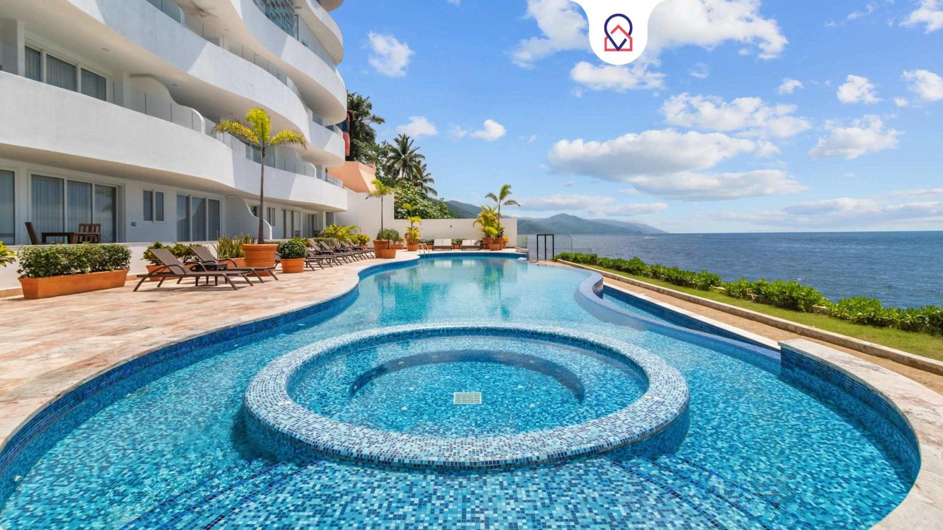 Blue Horizon Luxury Condo view 2