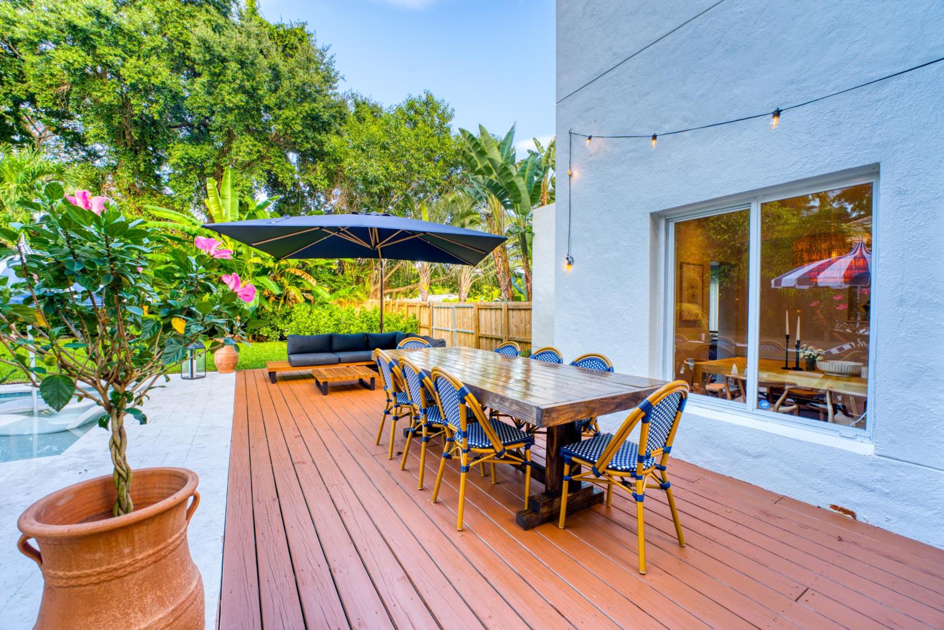 Stunning Historic Villa with Jacuzzi Heated Pool and Resort style Backyard