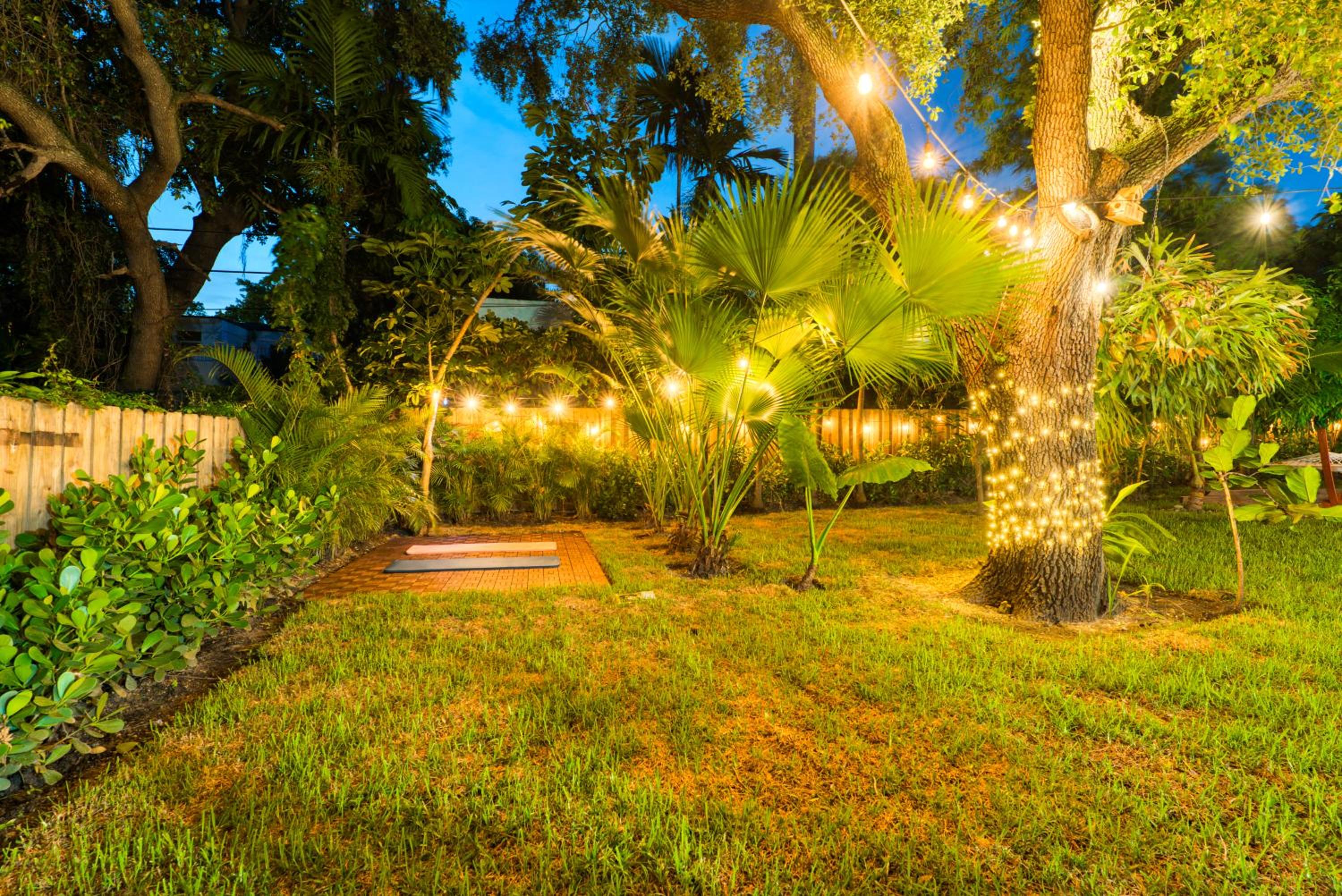 Stunning Historic Villa with Jacuzzi Heated Pool and Resort style Backyard