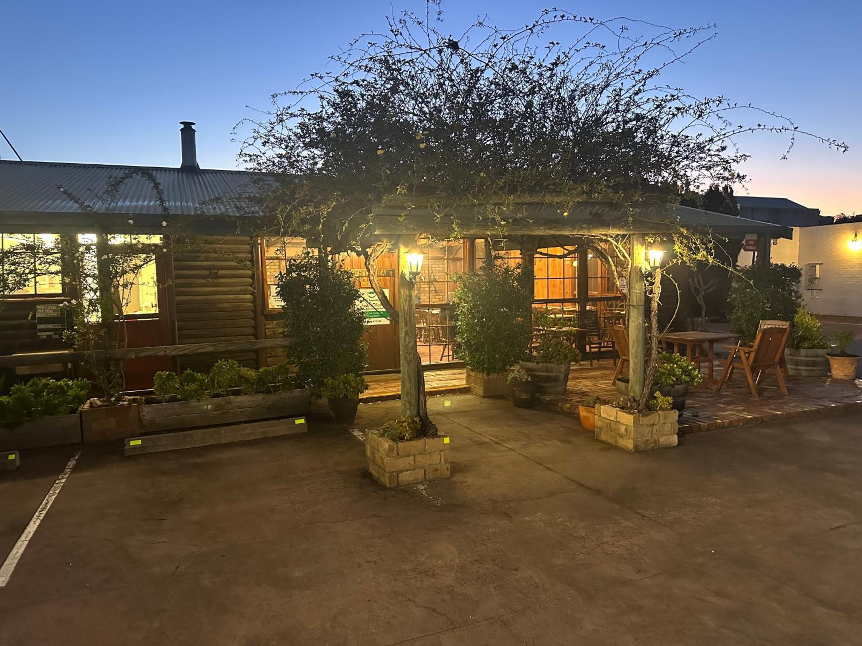 Banjo Paterson Motor Inn