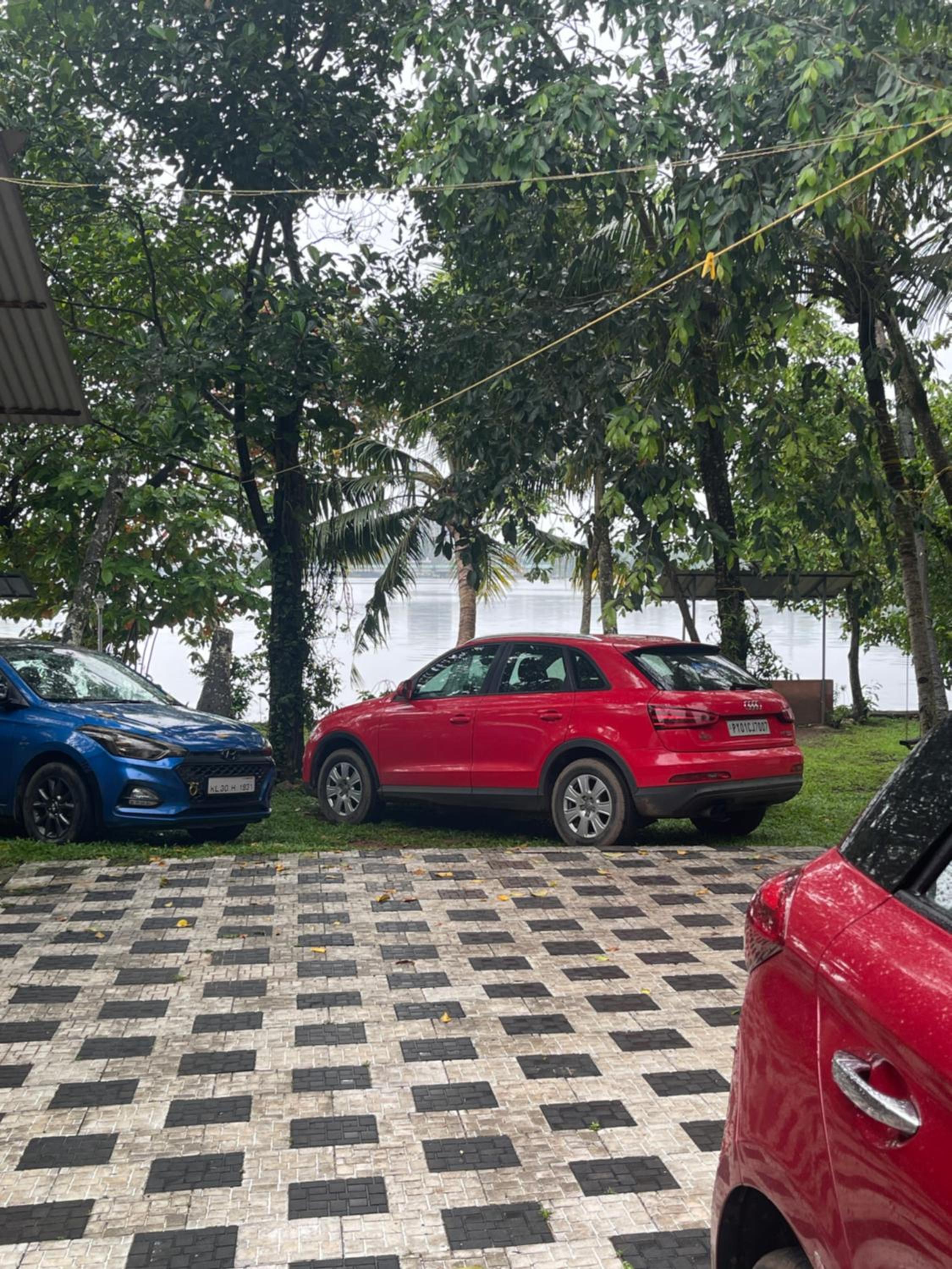 AshtamudiVillas
