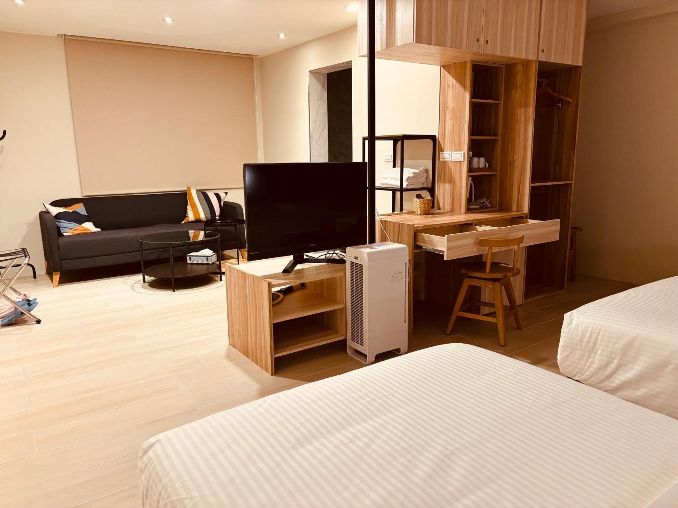 Chao Zhou 86 B&B