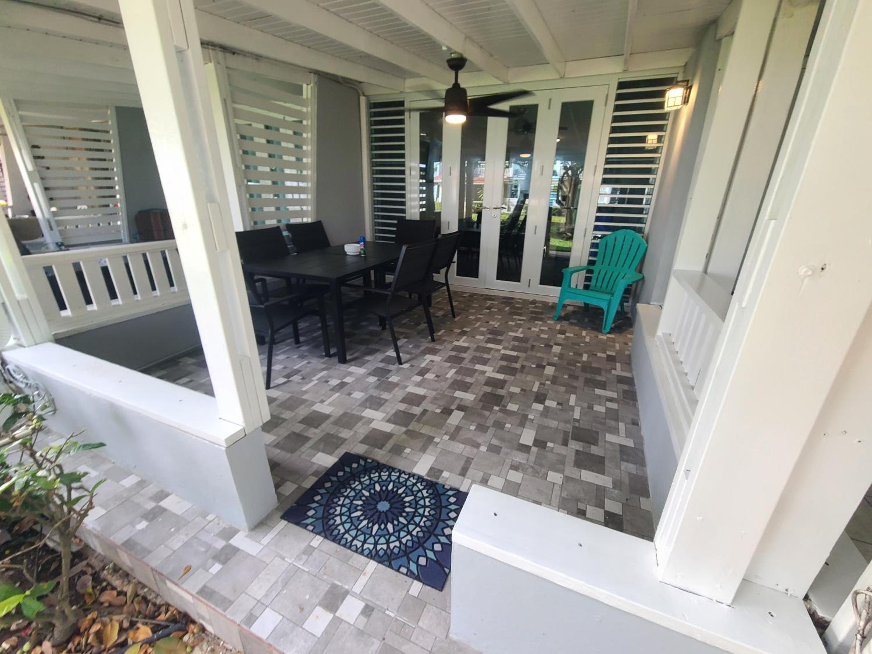 Hotel Deluxe Beach Condo in Dorado - Image 1