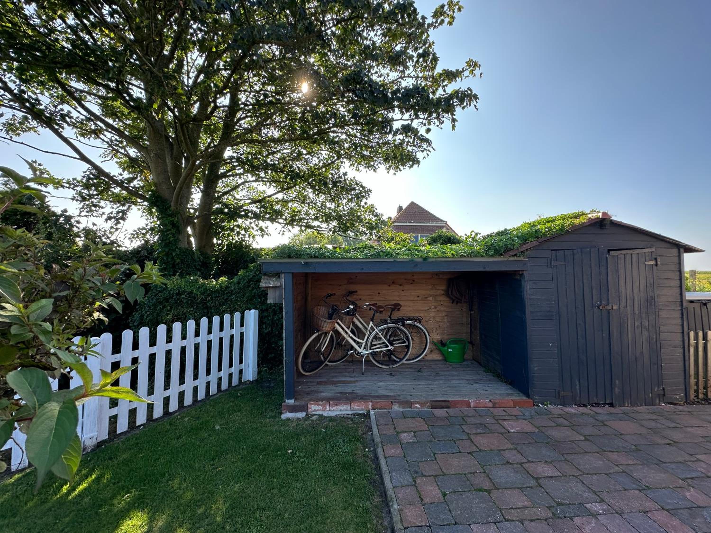 "Huus ant Diek", Ferienhaus mit Maisonette Wohnung in Deichnähe, Nähe Norddeich